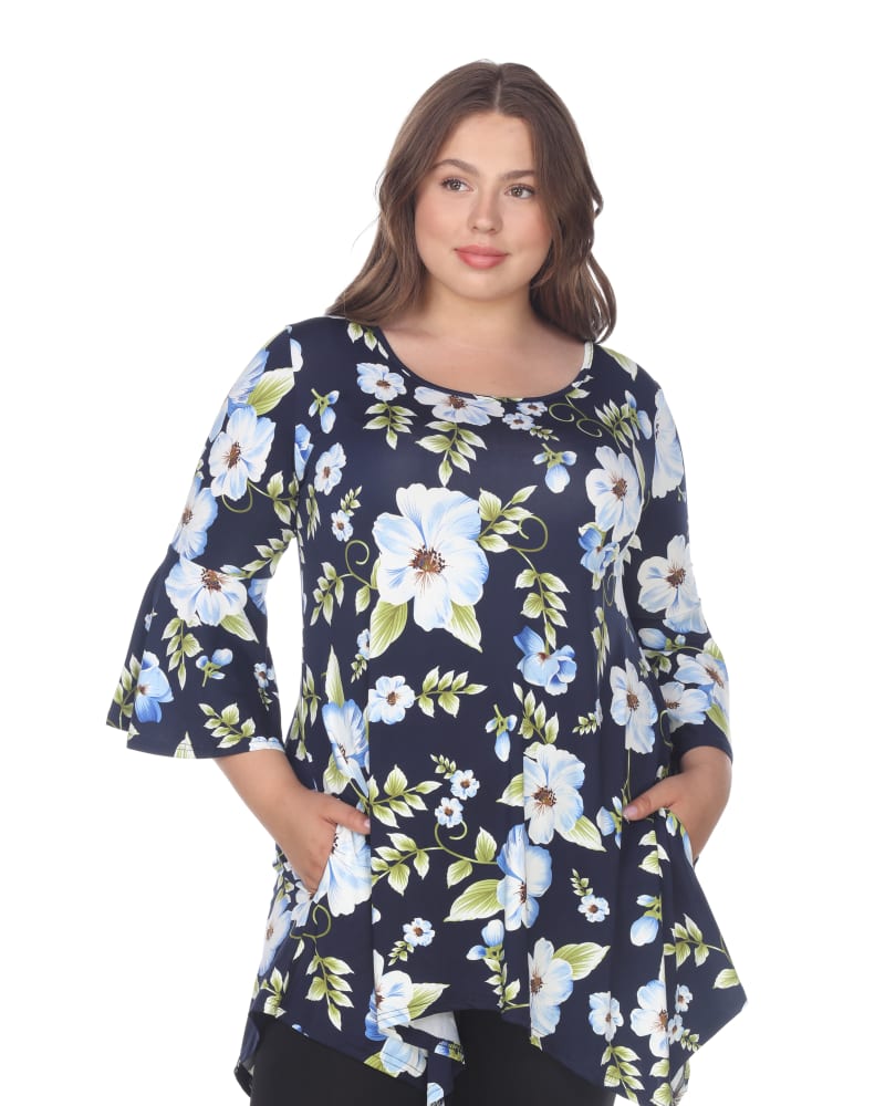 Front of a model wearing a size 4X Blanche Tunic Top in Blue Flower by White Mark. | dia_product_style_image_id:257649